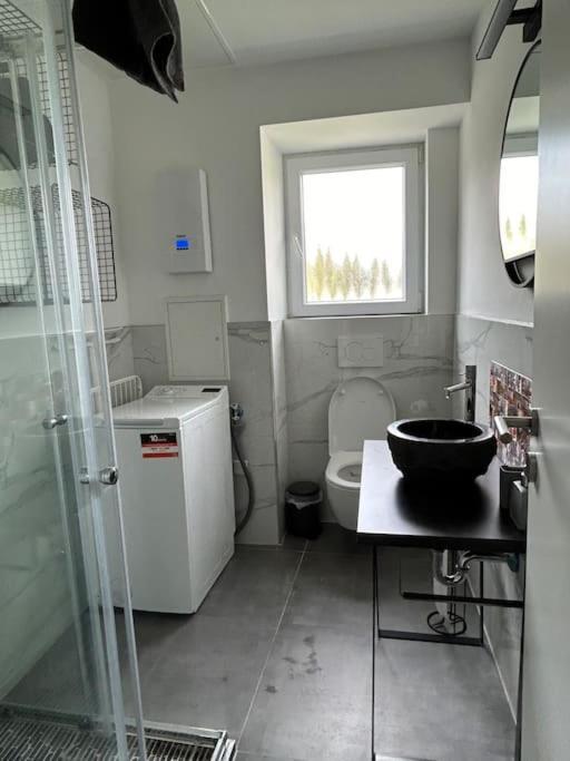 Zentral-kostenloses Parken-mediapaket-balkon *