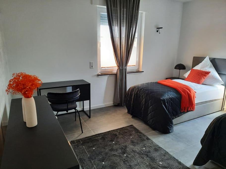 Zentral-kostenloses Parken-mediapaket-balkon * Ennepetal